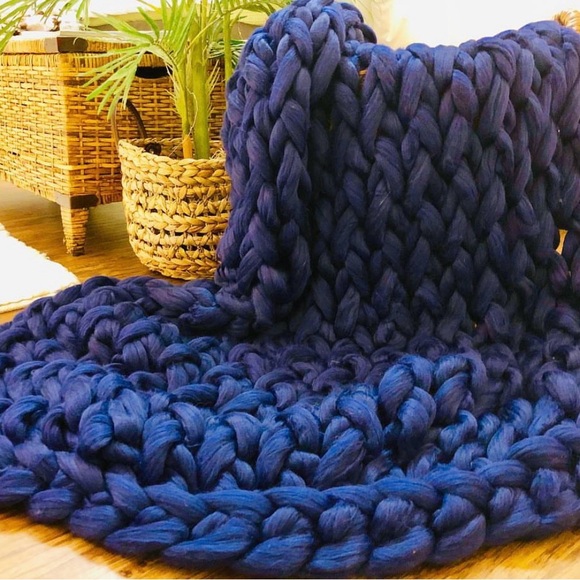 Chunky Knit Blanket Navy Blue Vegan 36”x60” Handmade Made To Order - Picture 1 of 5